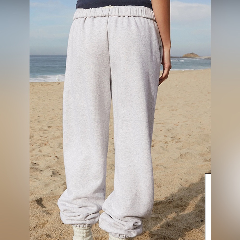 Brandy Melville Brandy Melville Jogger Pants, size OS - Picture 2 of 6